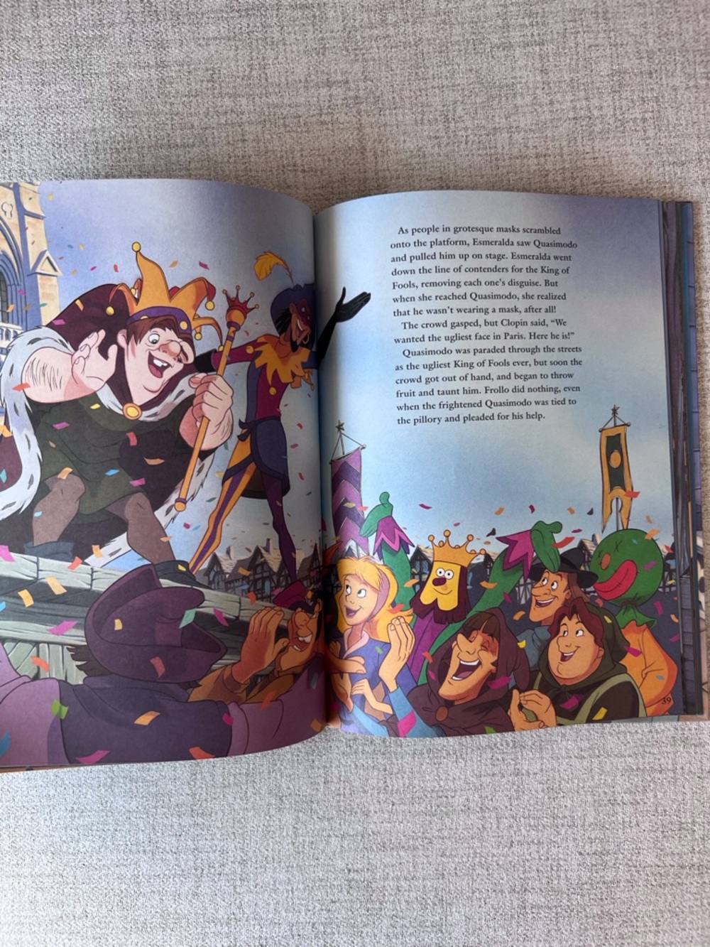 Disney The Hunchback of Notre Dame Illustrated Hardcover - Picture 3 of 5
